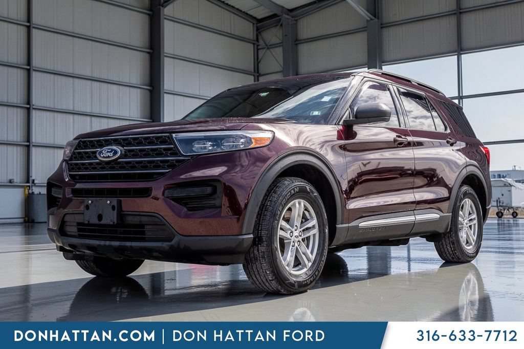 Certified 2022 Ford Explorer XLT w/ Class IV Trailer Tow Package