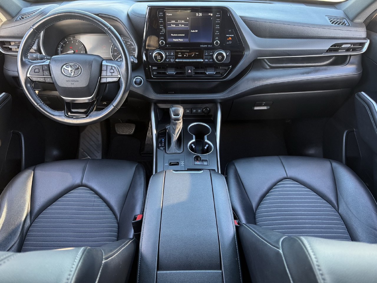 Used 2021 Toyota Highlander XSE FWD image 10