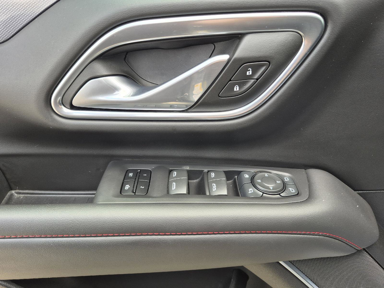 Used 2024 Chevrolet Tahoe RST w/ Luxury Package RWD image 2