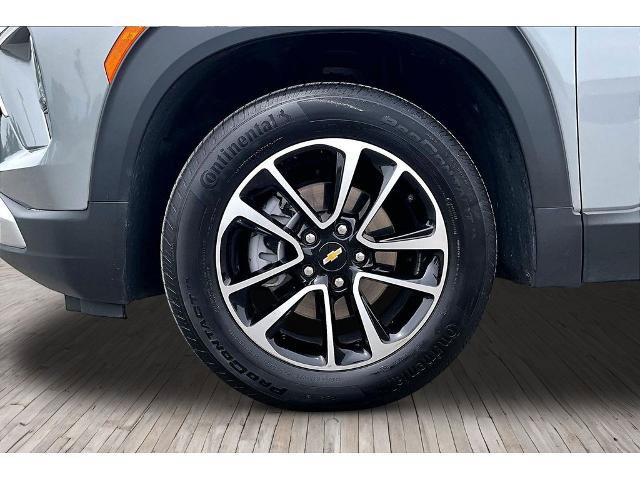 Used 2025 Chevrolet TrailBlazer LT AWD/4WD image 27