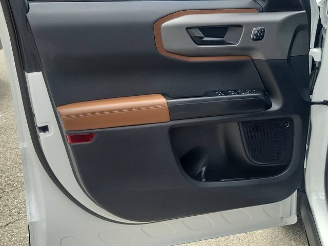 Certified 2025 Ford Bronco Sport Outer Banks w/ Outer Banks Tech Package+ AWD/4WD image 18