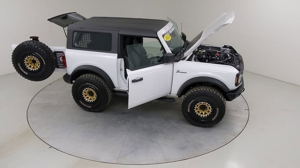 Certified 2024 Ford Bronco Black Diamond AWD/4WD image 47