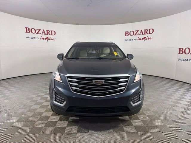 Used 2019 Cadillac XT5 Luxury image 2