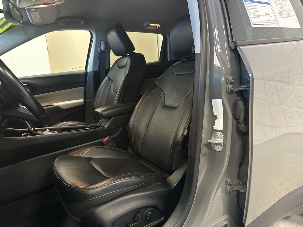 Used 2022 Jeep Compass Limited image 4