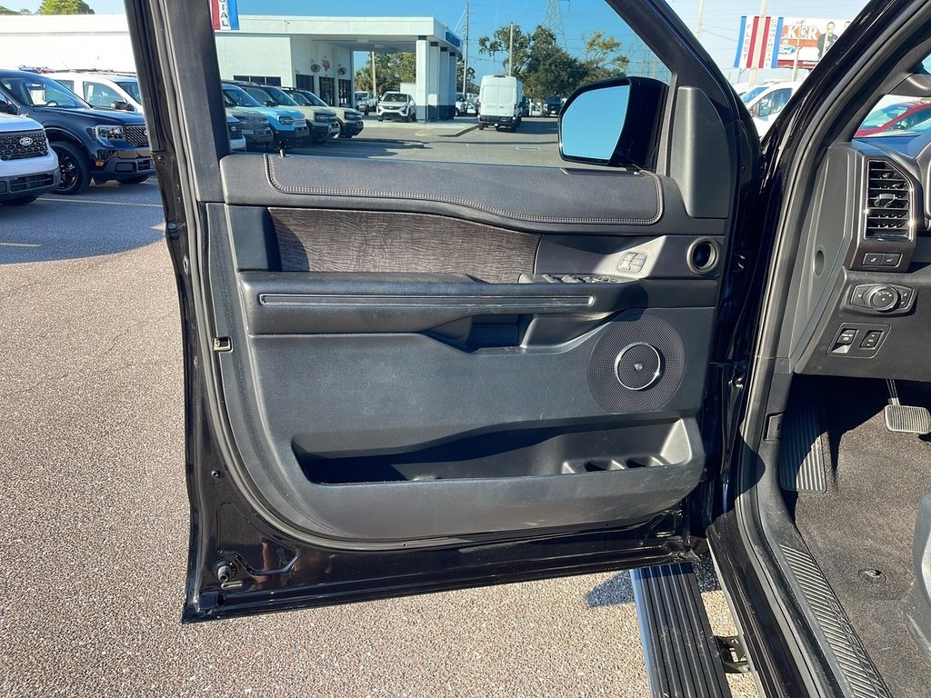 Certified 2021 Ford Expedition Limited image 8