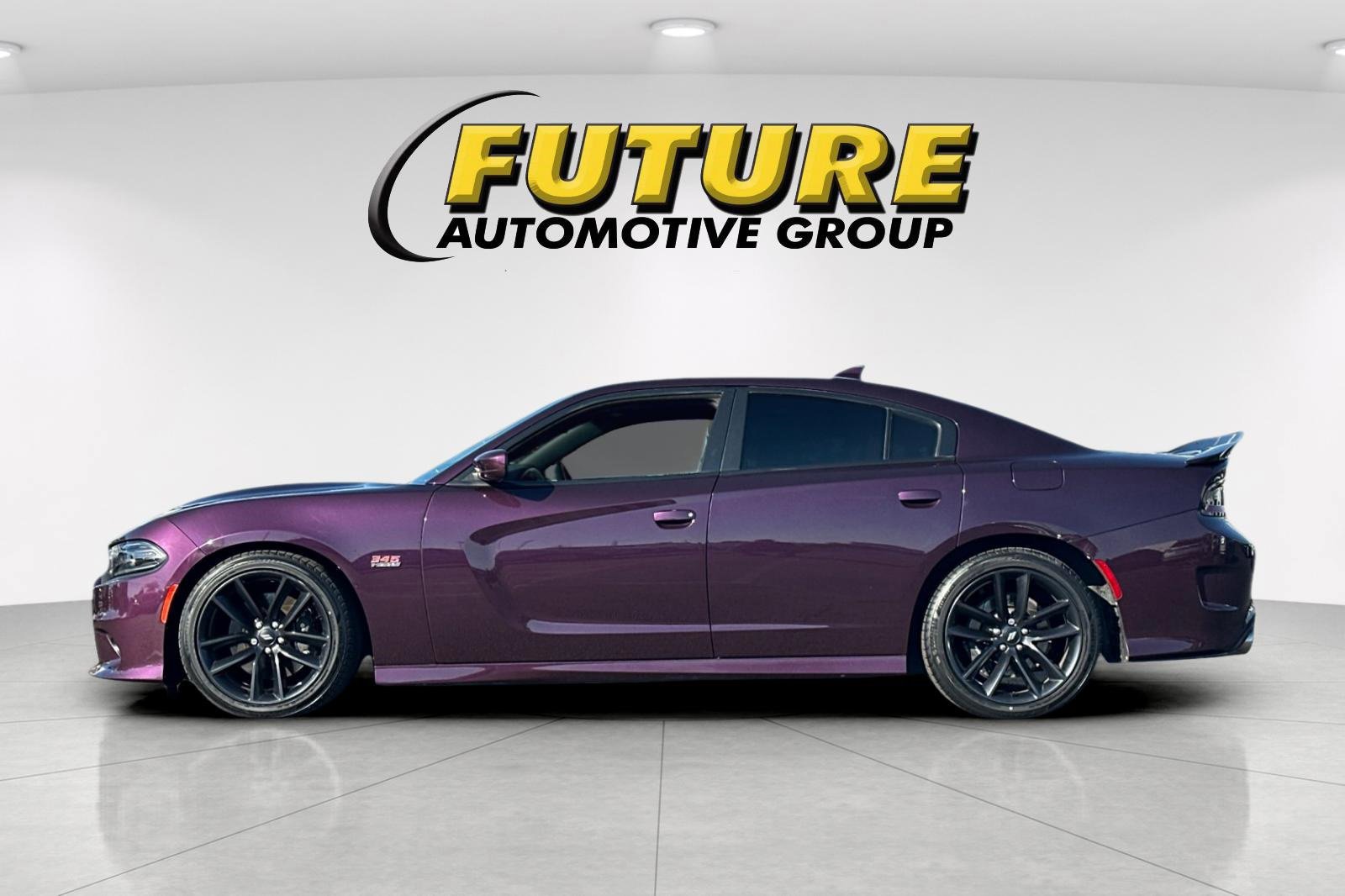 Used 2020 Dodge Charger R/T w/ Performance Handling Group image 2