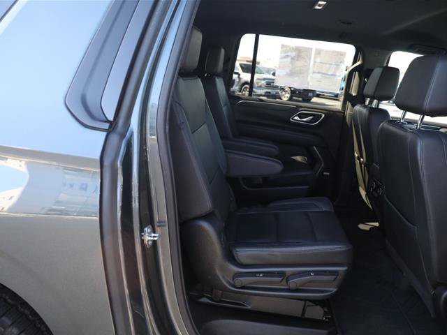 Used 2021 Chevrolet Suburban Z71 w/ Z71 Off-Road Package AWD/4WD image 34