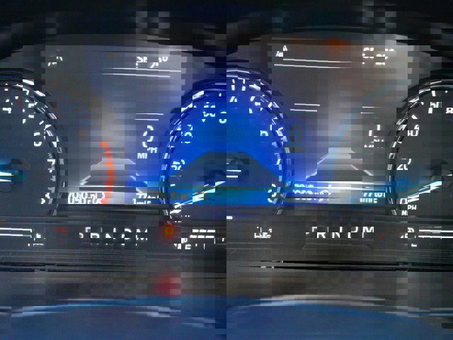 Certified 2020 Ford Explorer XLT w/ Equipment Group 202A image 25