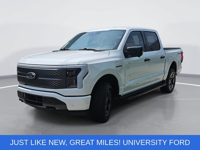 Certified 2023 Ford F150 Lightning XLT AWD/4WD image 7
