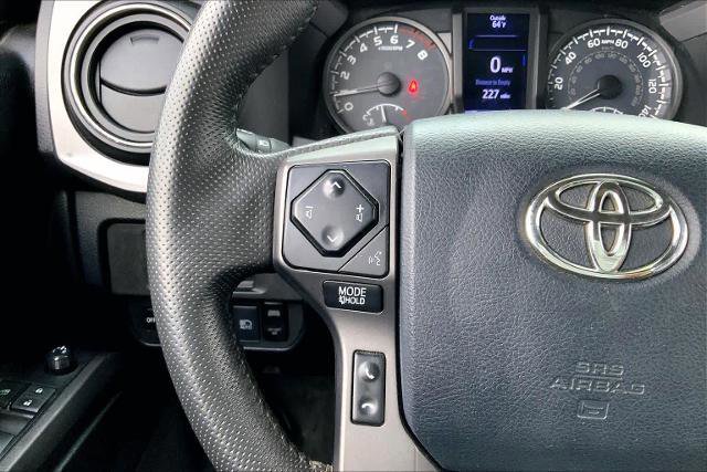 Used 2019 Toyota Tacoma TRD Off-Road image 23