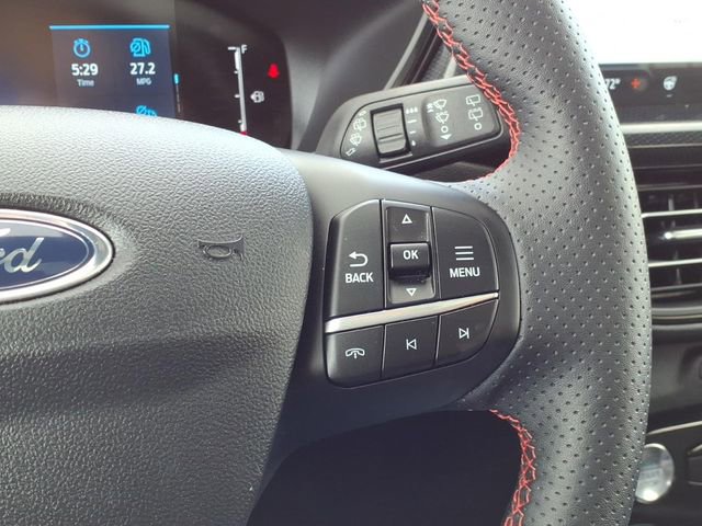 Certified 2024 Ford Escape ST-Line w/ Tech Pack #1 AWD/4WD image 18
