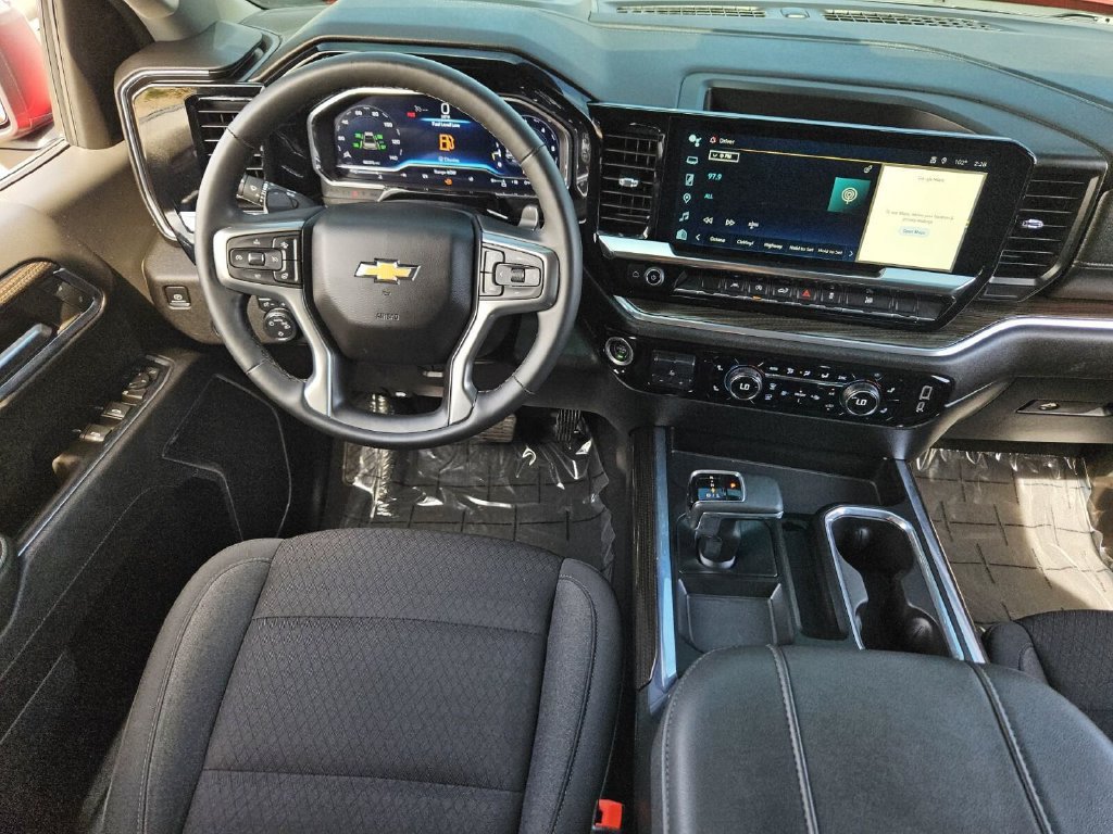Used 2024 Chevrolet Silverado 1500 LT RWD image 26