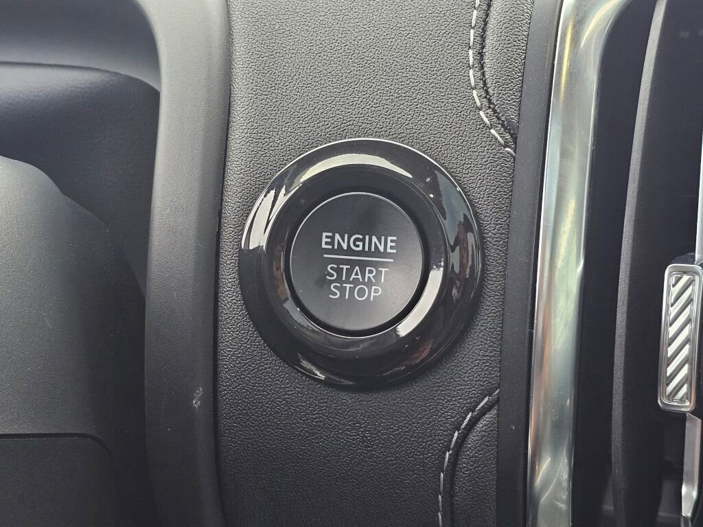 Certified 2025 Ford Expedition Max Platinum image 29