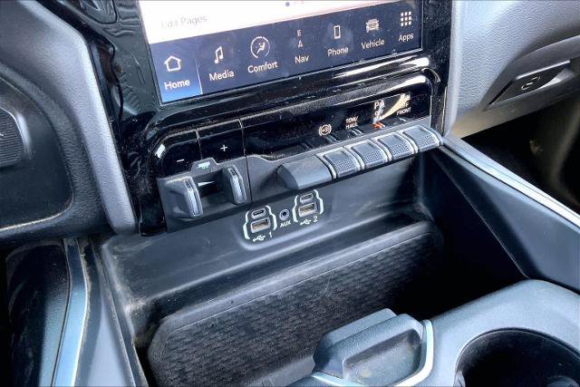 Used 2024 RAM 3500 Big Horn w/ Night Edition AWD/4WD image 31