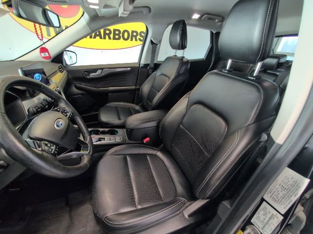 Certified 2021 Ford Escape Titanium image 13