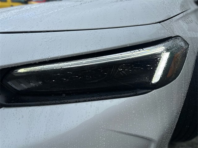 Used 2025 Honda Civic Sport image 9
