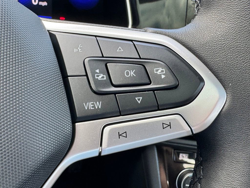 Used 2022 Volkswagen Jetta SE FWD image 39