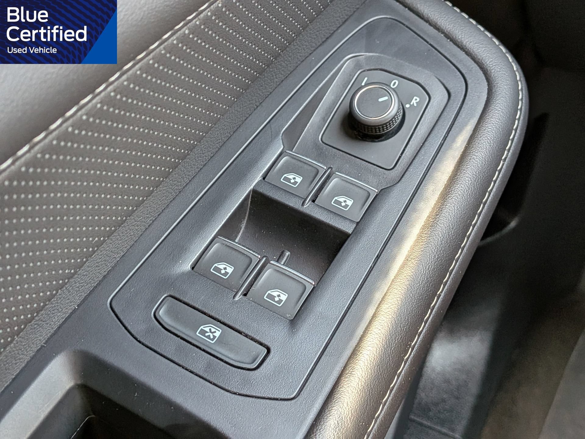 Used 2025 Volkswagen Atlas SE FWD image 27
