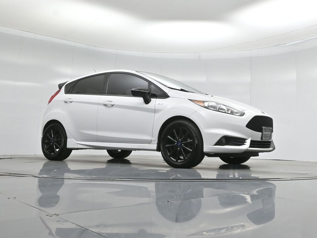 Certified 2019 Ford Fiesta ST-Line image 4