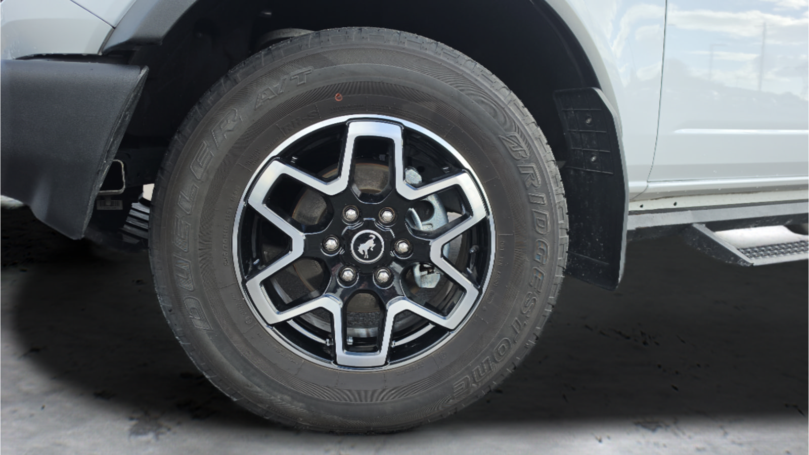 Certified 2022 Ford Bronco 2-Door AWD/4WD image 19