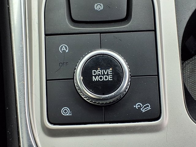 Certified 2023 Ford Explorer XLT w/ Equipment Group 202A AWD/4WD image 14