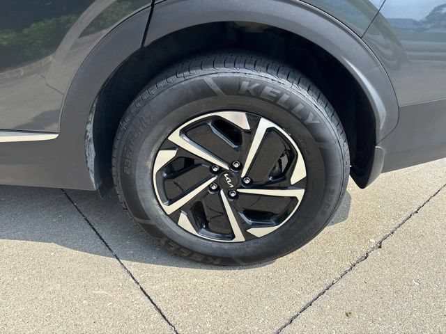 Used 2023 Kia Sportage LX AWD/4WD image 10