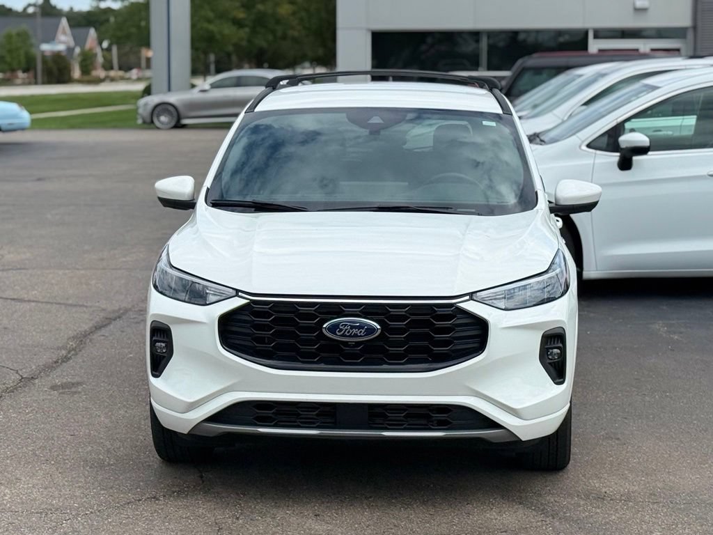Certified 2023 Ford Escape ST-Line Select w/ Tech Pack #2 AWD/4WD image 28