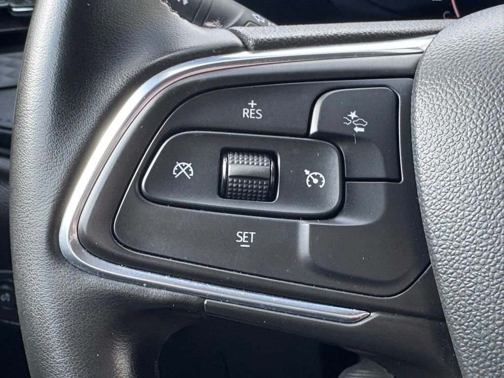 Used 2025 Buick Encore GX Sport Touring image 37