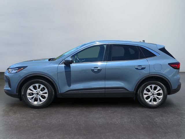 Certified 2023 Ford Escape Active w/ Tech Pack #2 FWD image 2