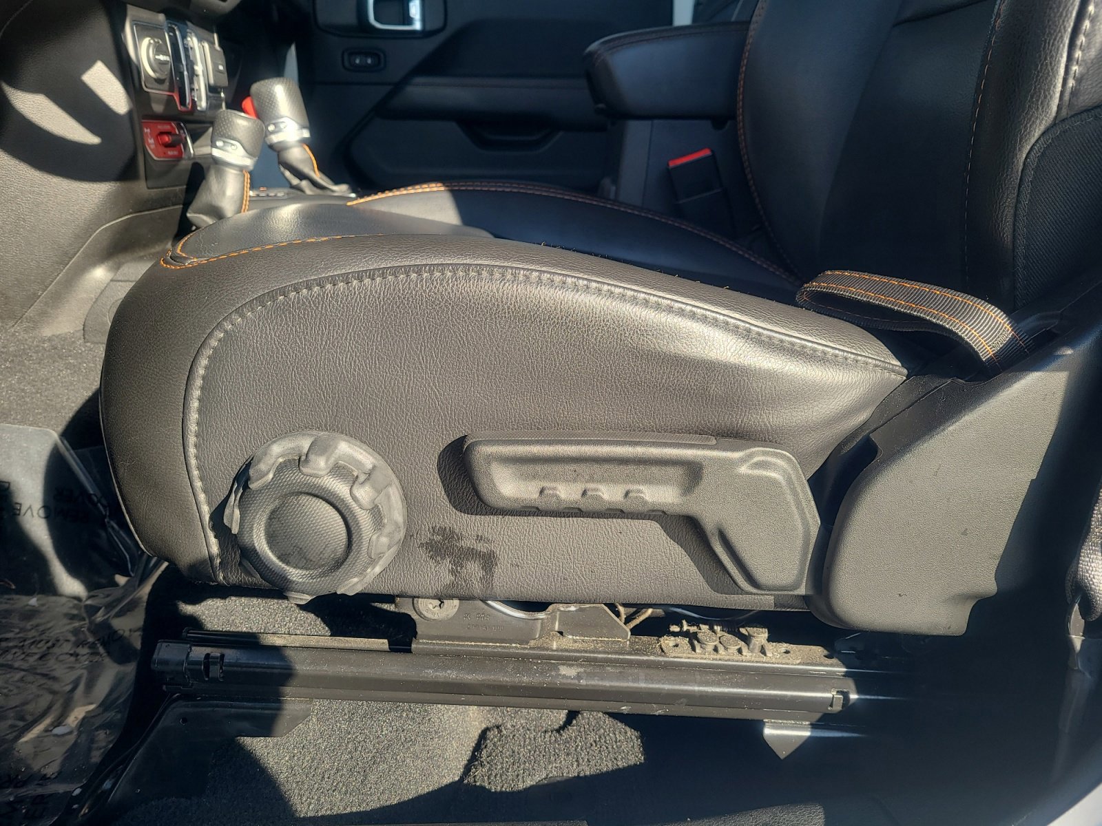 Used 2021 Jeep Gladiator Mojave w/ LED Lighting Group image 14