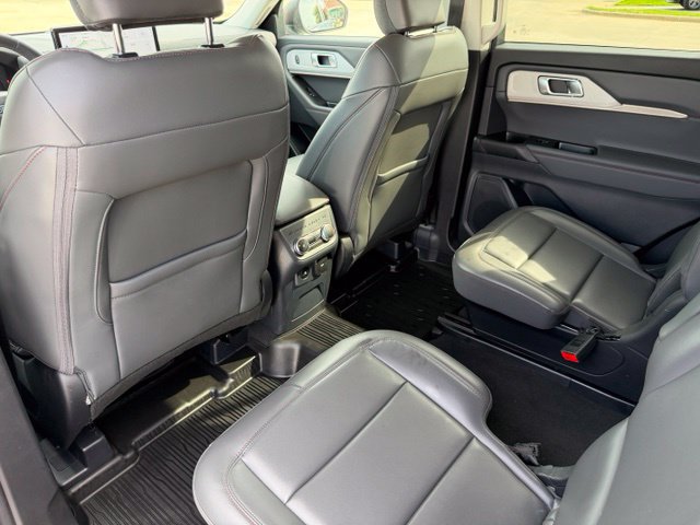 Certified 2025 Ford Explorer Active w/ Active Comfort Package RWD image 24