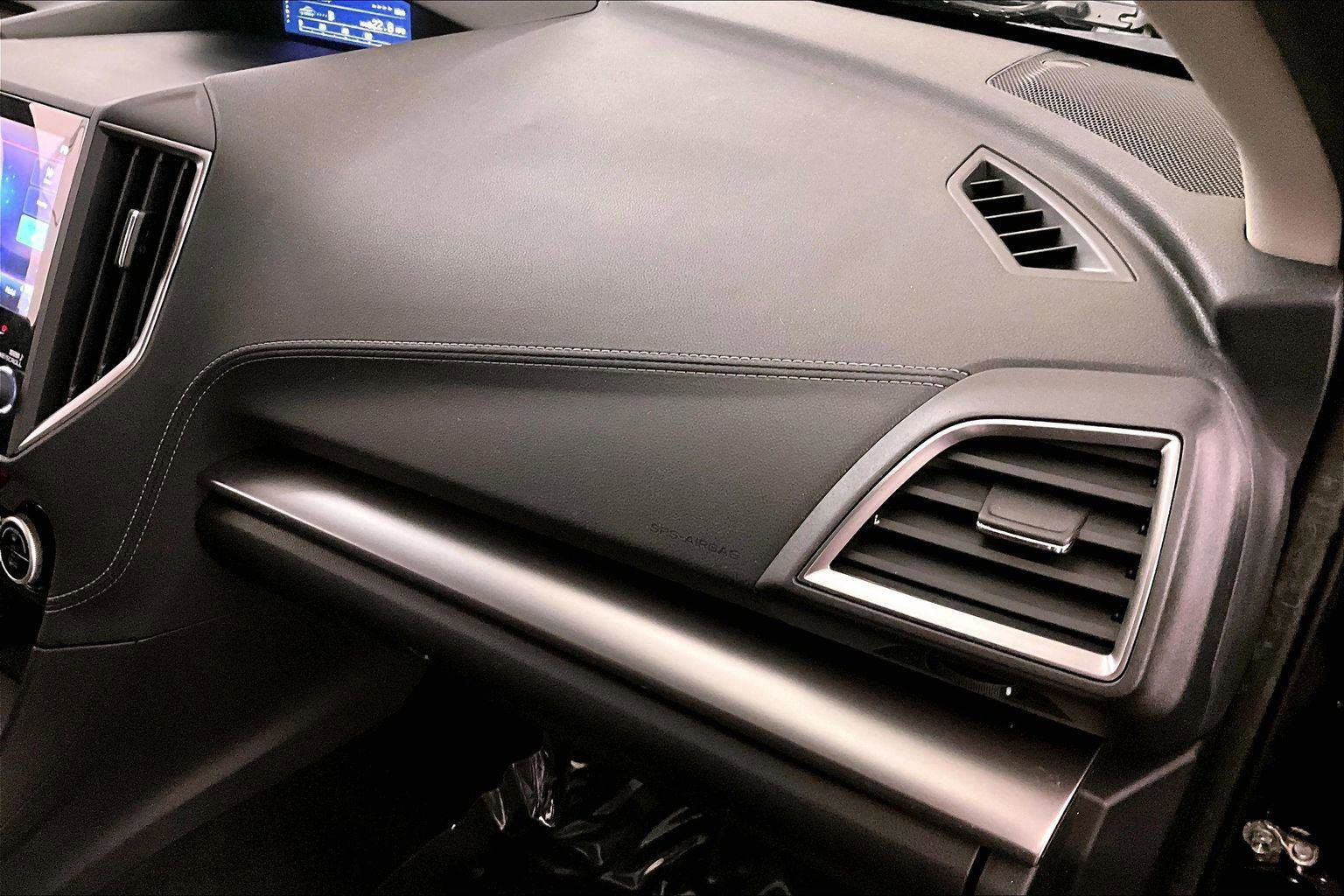 Used 2022 Subaru Impreza 2.0i Limited image 15