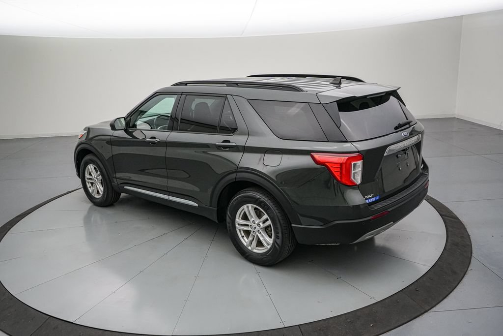 Certified 2023 Ford Explorer XLT w/ Equipment Group 202A AWD/4WD image 6