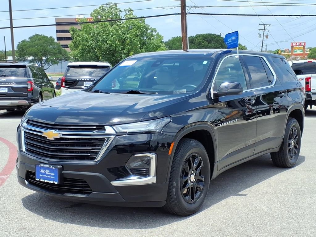 Used 2023 Chevrolet Traverse LS FWD image 9
