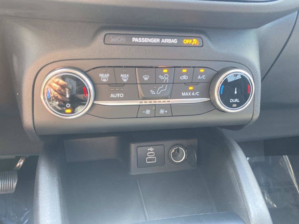 Certified 2025 Ford Escape Active FWD image 25