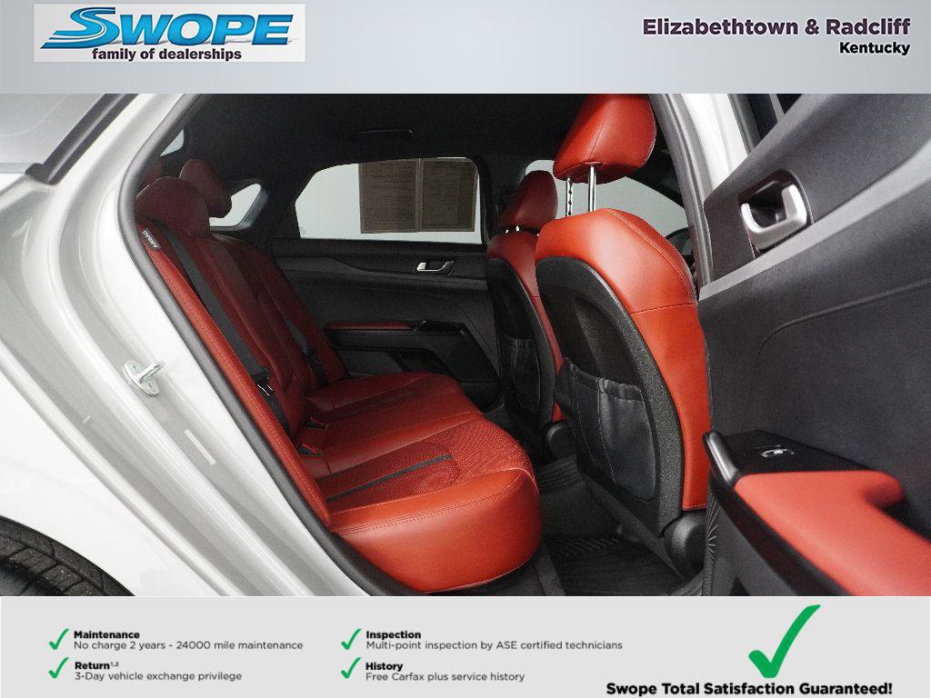 Used 2024 Kia K5 GT-Line w/ GT-Line Premium Package image 9