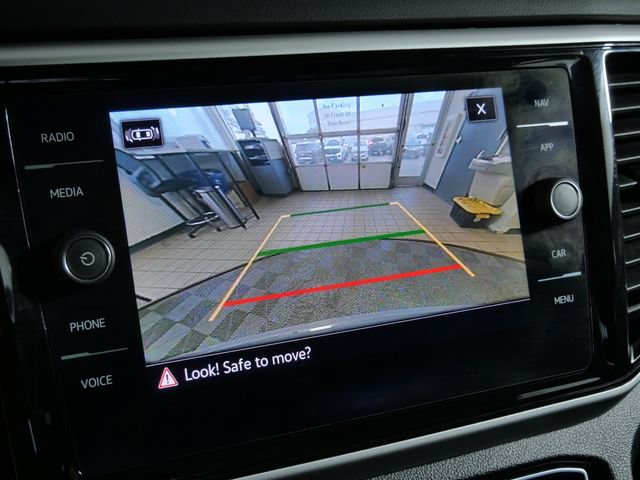 Used 2022 Volkswagen Atlas Cross Sport SEL Premium R-Line AWD/4WD image 25