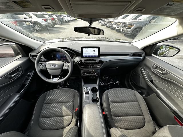 Certified 2023 Ford Escape Active AWD/4WD image 16