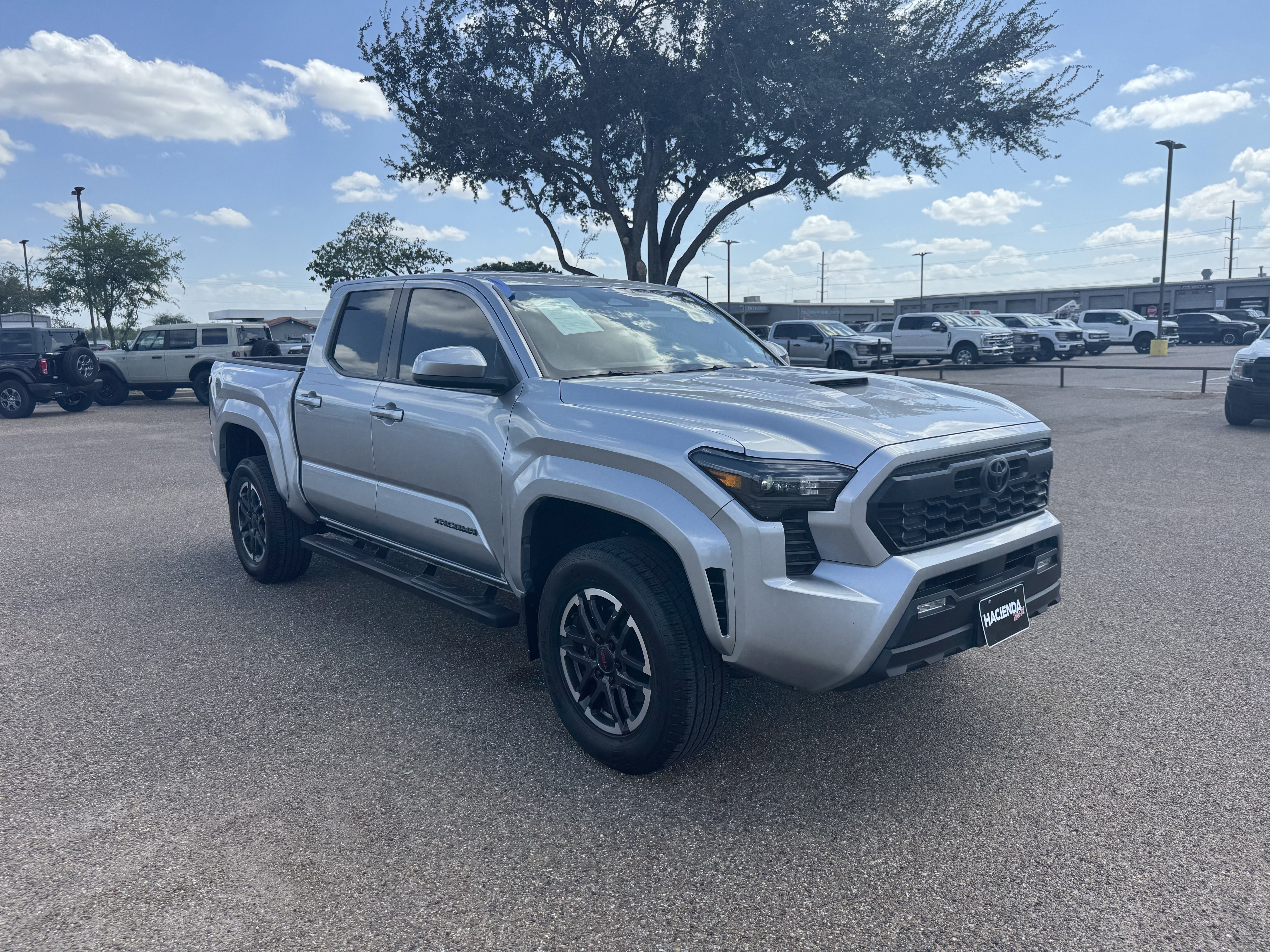 Used 2024 Toyota Tacoma TRD Sport RWD image 5