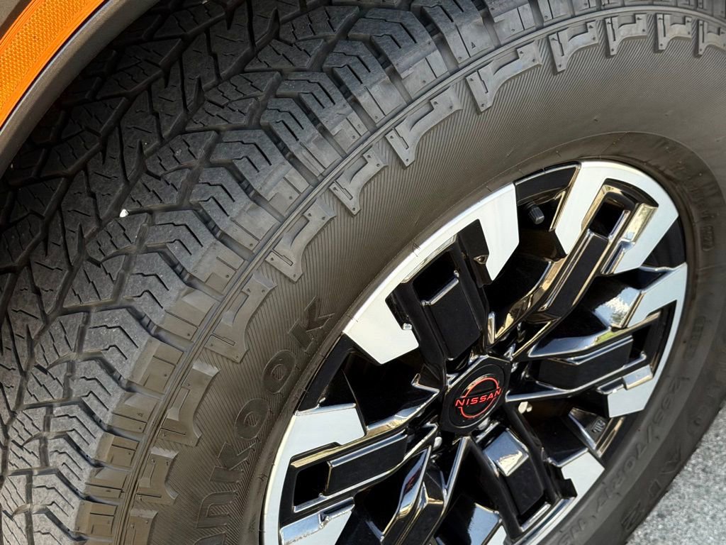 Used 2024 Nissan Frontier Pro-X w/ Pro Convenience Package image 12