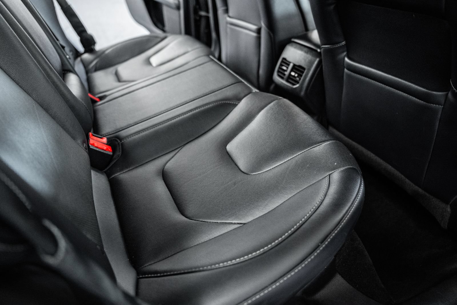 Certified 2019 Ford Fusion Titanium AWD/4WD image 28