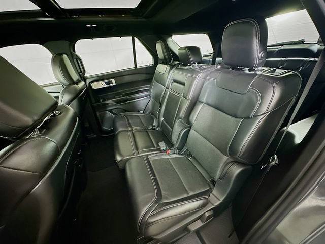 Certified 2020 Ford Explorer ST w/ Premium Technology Package AWD/4WD image 32