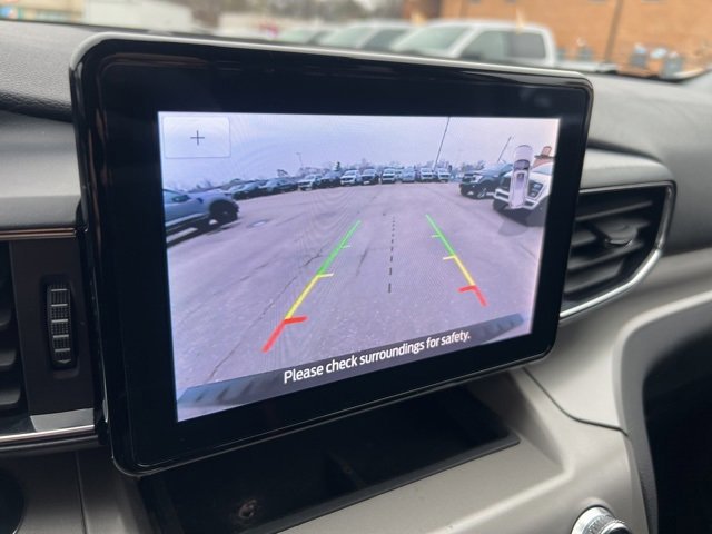 Certified 2022 Ford Explorer XLT w/ Equipment Group 202A image 14