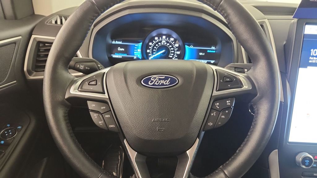 Certified 2023 Ford Edge SEL w/ Convenience Package AWD/4WD image 13