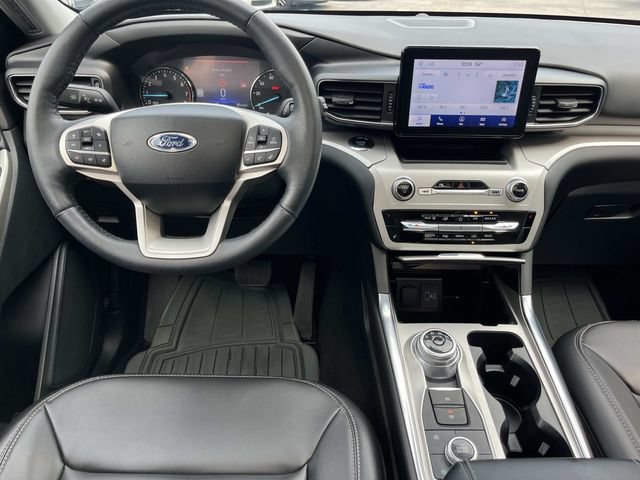 Certified 2024 Ford Explorer XLT w/ Equipment Group 202A AWD/4WD image 18