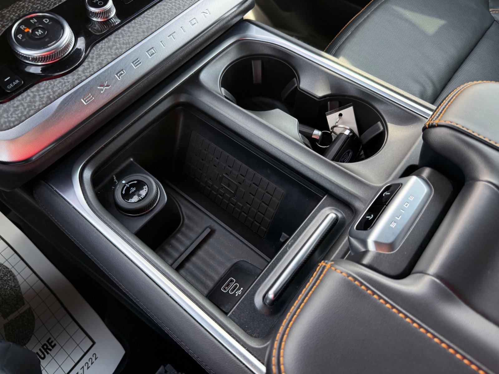 Certified 2025 Ford Expedition Tremor image 32