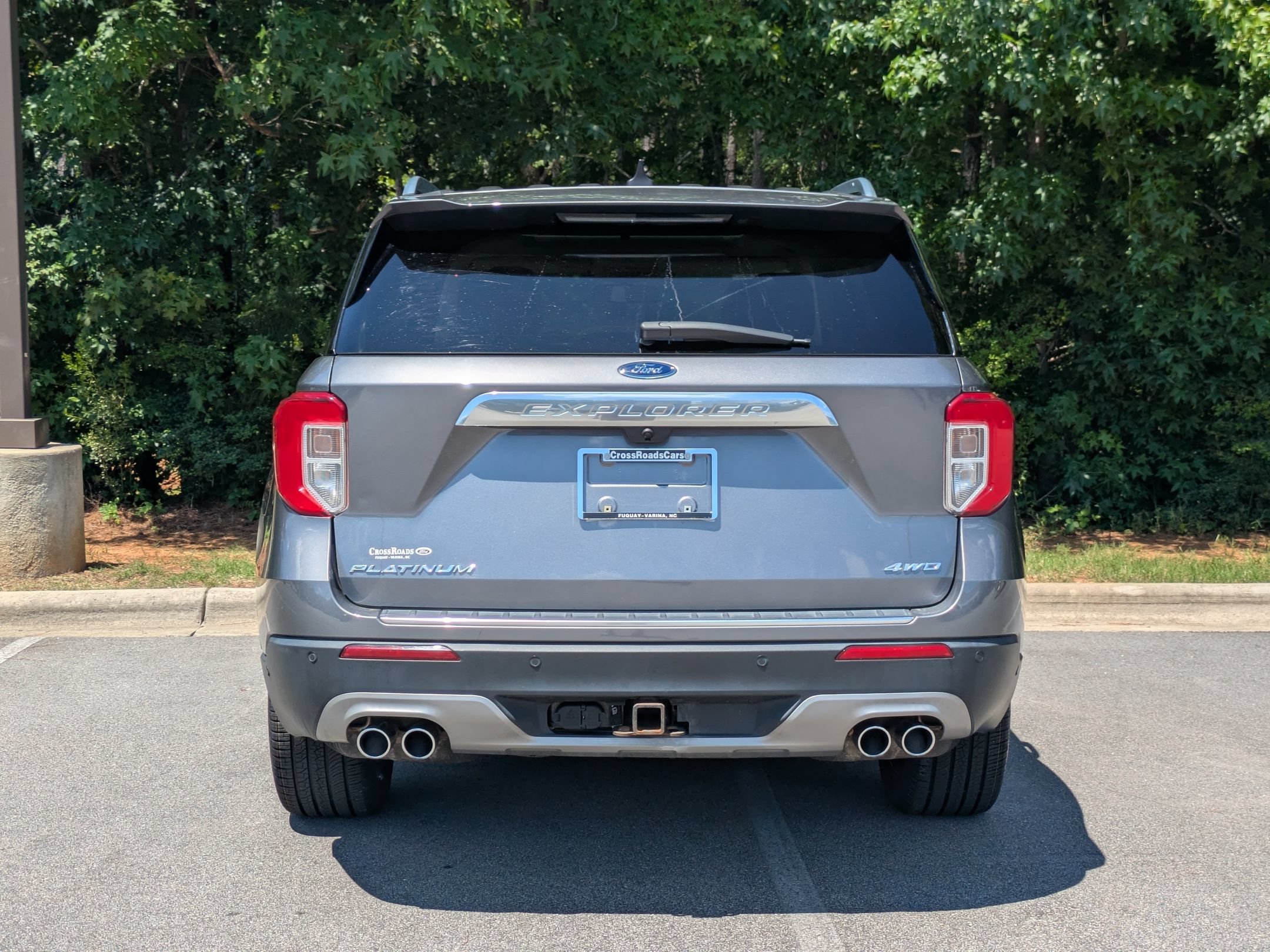Certified 2021 Ford Explorer Platinum w/ Equipment Group 601A AWD/4WD image 4