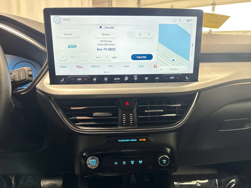Certified 2025 Ford Escape Platinum AWD/4WD image 19
