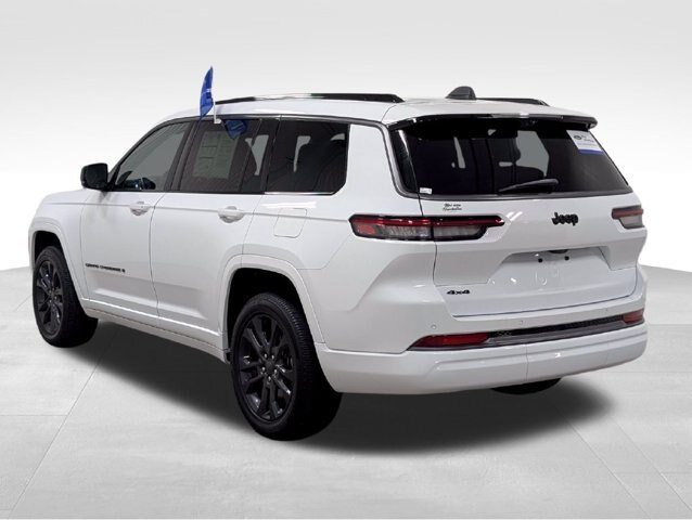 Used 2026 Jeep Grand Cherokee L Limited AWD/4WD image 23