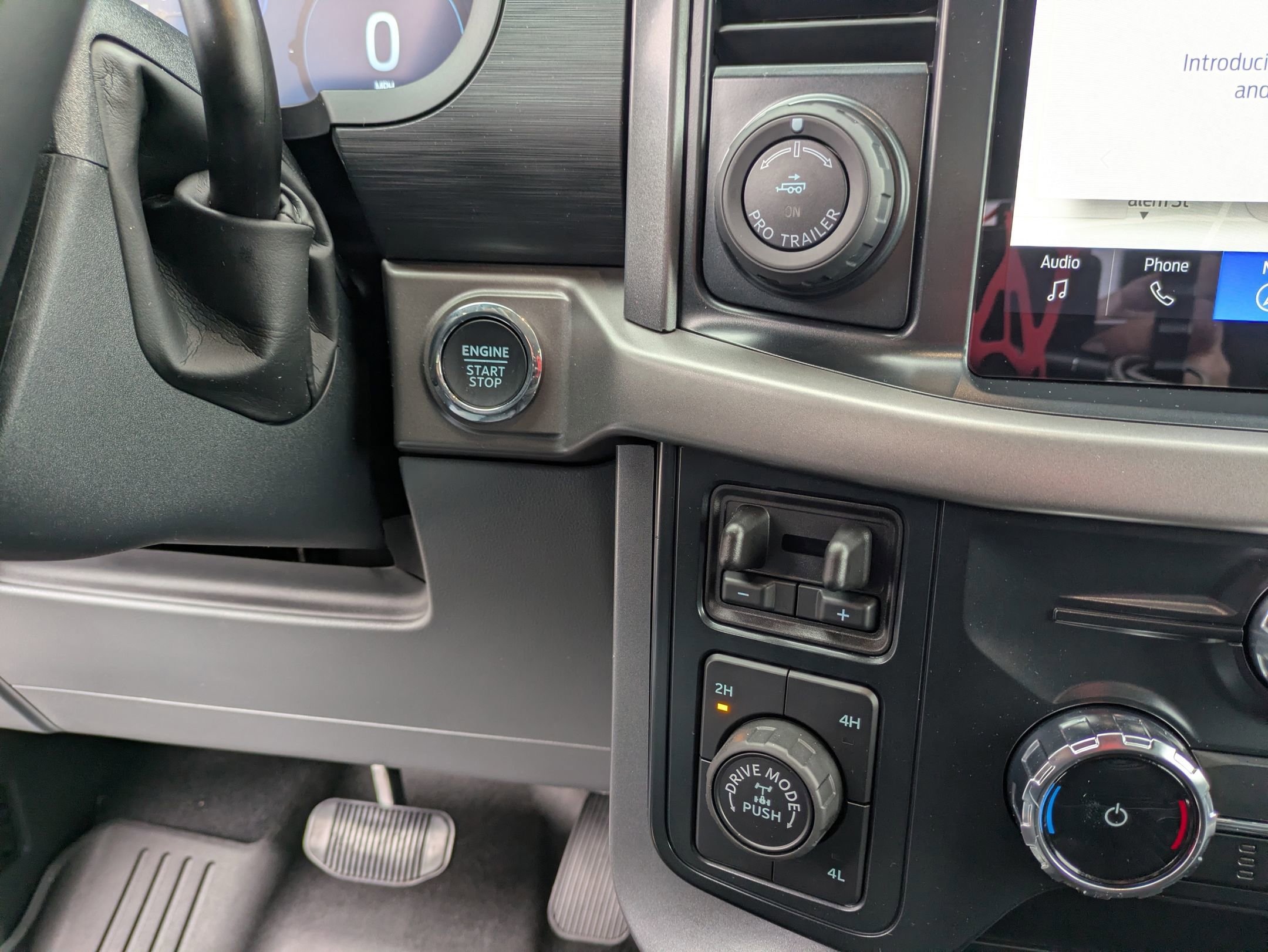 Certified 2025 Ford F150 XLT w/ Equipment Group 302A MID image 27